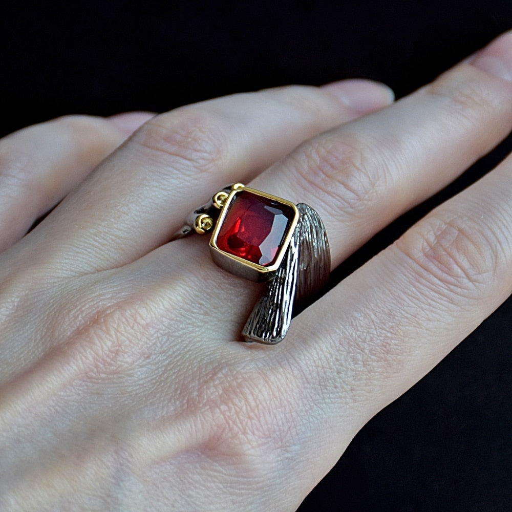 Red Square Top Ring