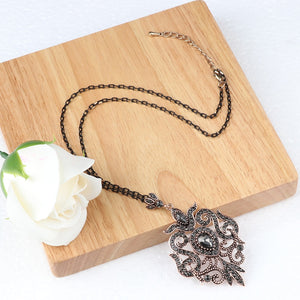 Gray Crystal Pendant Necklace (N1)