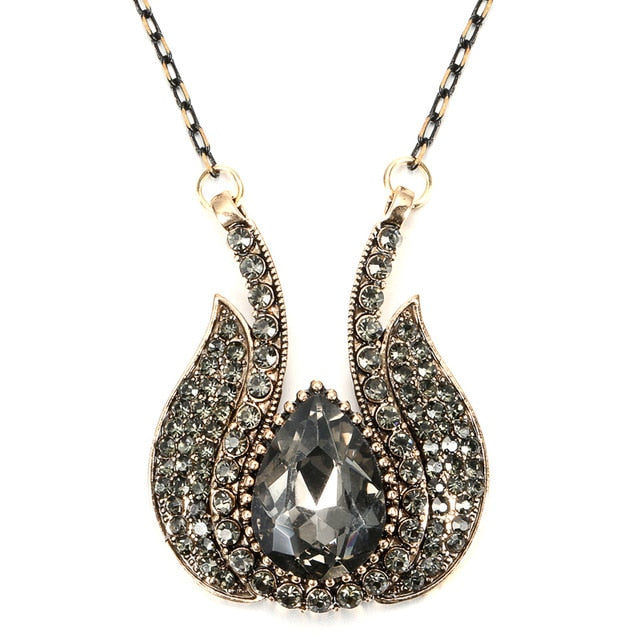 Gray Crystal Pendant Necklace (N2)