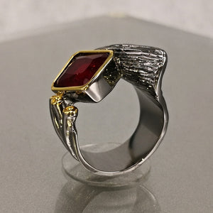 Red Square Top Ring